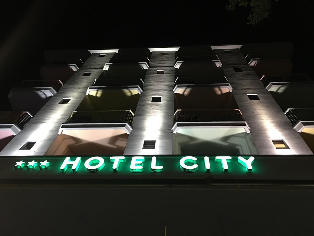 Hotel City Rimini Exteriör bild